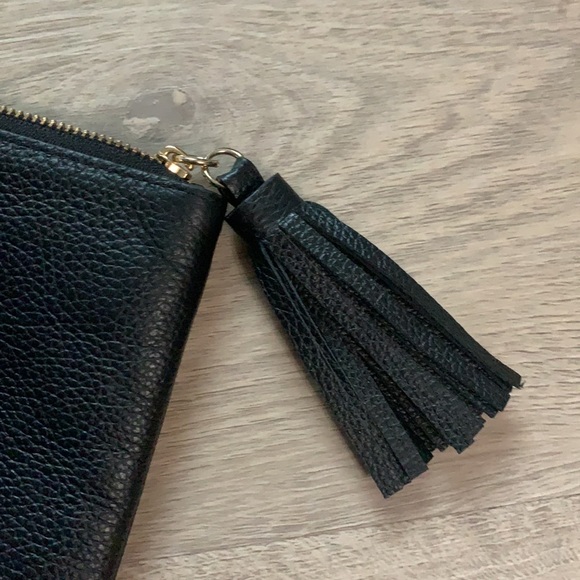 Cutest Kate Spade All Leather Pouch Bag - Picture 2 of 6